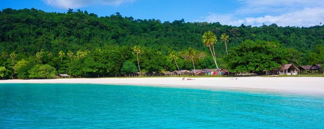 Champagne Beach Santo Landscape Min