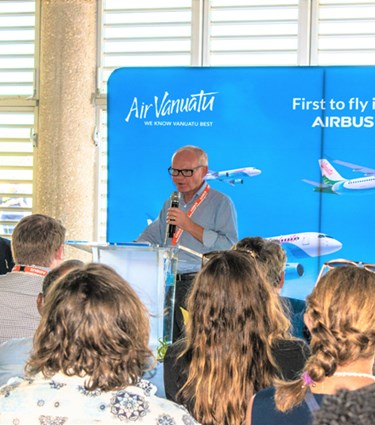 Air Vanuatu CEO Derek Nice presenting